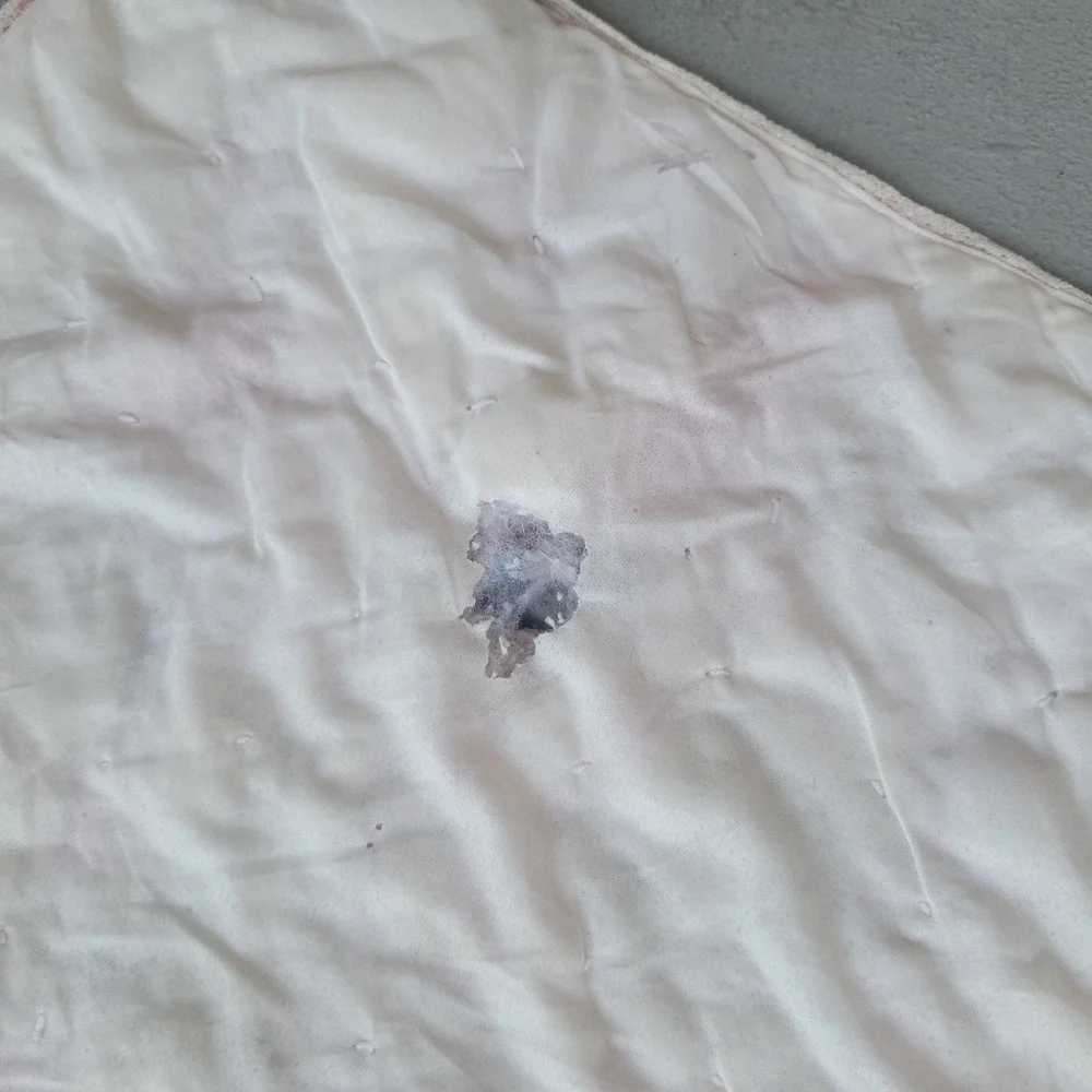 Antique Handmade Quilted Baby Blanket 41x48 Sunbonnet Sue